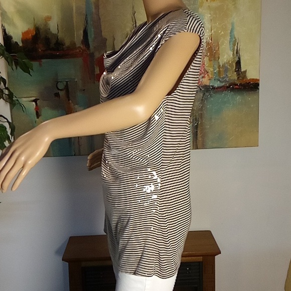 Tunic Style Sleeveless Sequined Top, size M - Picture 4 of 7